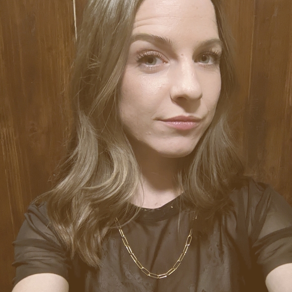 Meet your Posher, Em - Picture 7 of 8